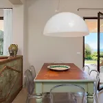 Isla Villa