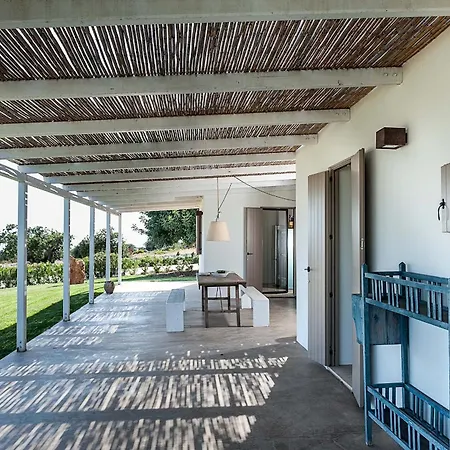 Isla Villa